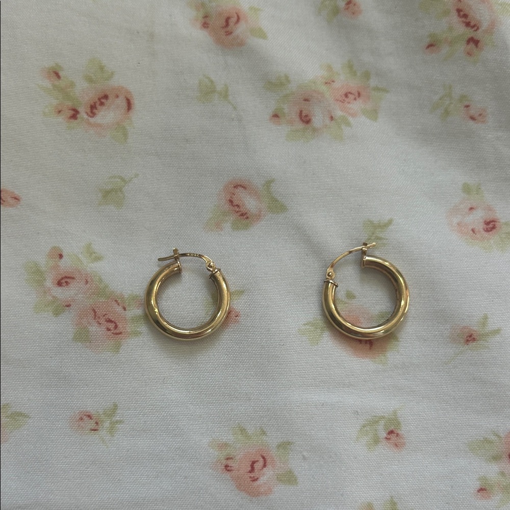 Elegant 14k Gold Hoop Earrings (One has a dent as shown)